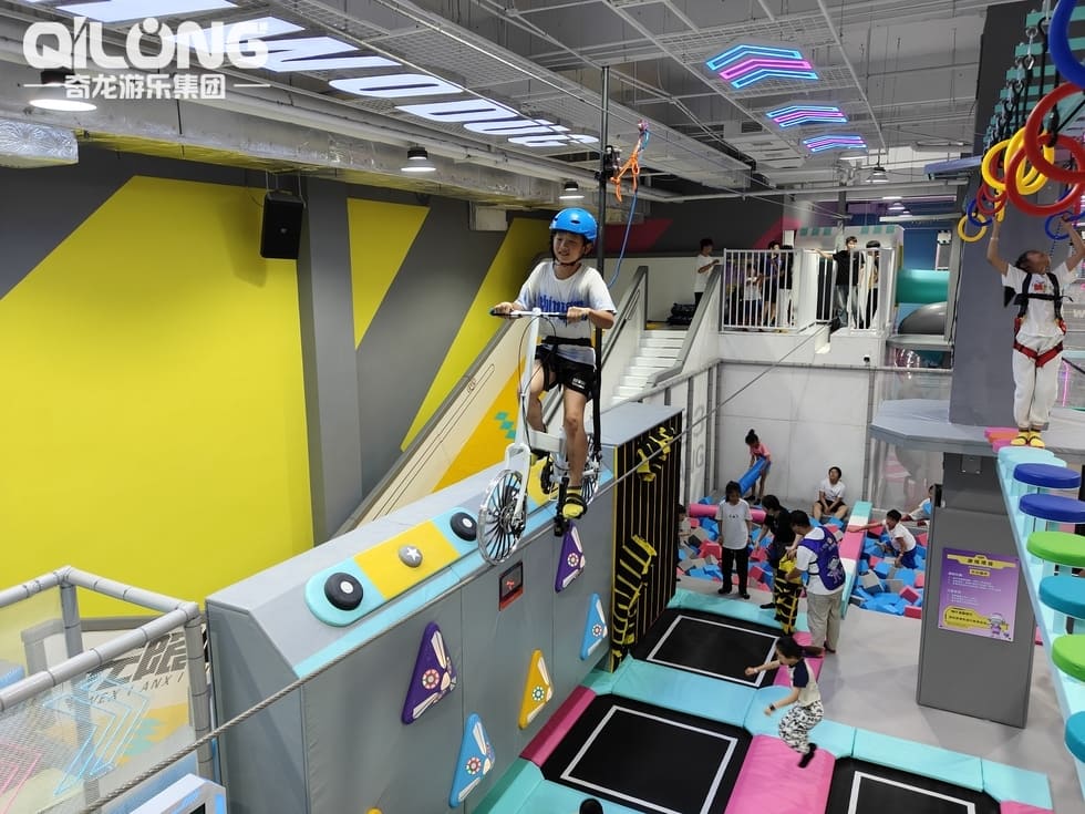 Custom customized indoor trampoline park equipment